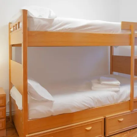 Daire Avg Alvaro De Albornoz 19 Gijón