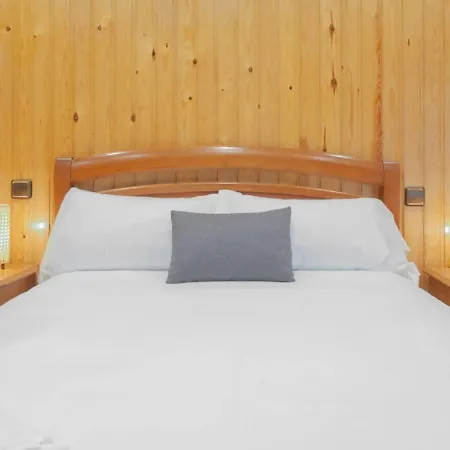 Avg Alvaro De Albornoz 19 * Gijón